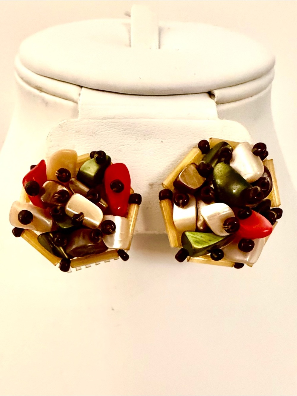 Vintage Japan Shell Bead Cluster Clip On Earrings Multicolor 1 Inch